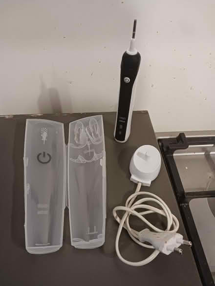 Photo of free Electric toothbrush (Harringay, N4) #1