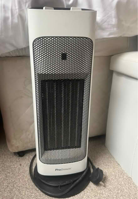 Photo of free Electric heating (Shepherd Bush) #1