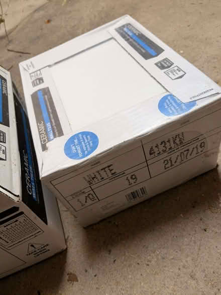 Photo of free White Ceramic Wall Tiles (Hereford HR1) #3