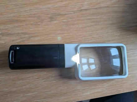 Photo of free Magnifying glass with light (Old Basingstoke RG24) #1