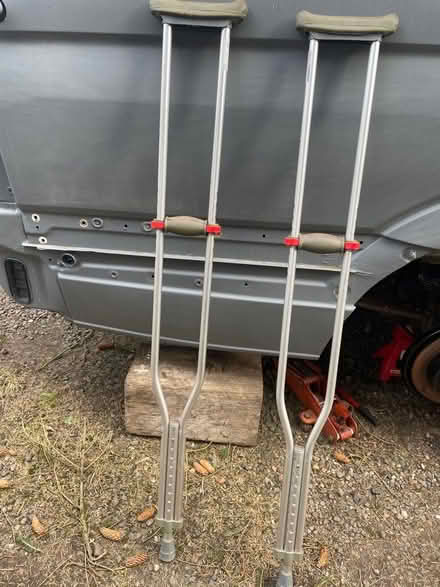 Photo of free Pair of crutches and a moonboot (Abbeyhill EH7) #1