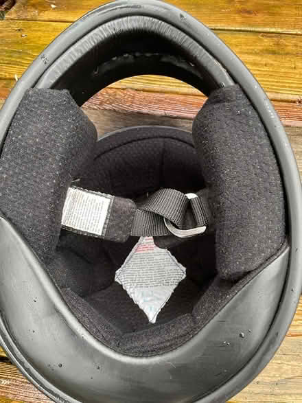 Photo of free Full-face XS Motorcycle Helmet (Quartermaster Heights, Vashon) #4