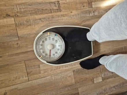 Photo of free scales (Rm3 0gd) #1