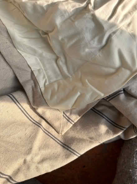 Photo of free Very large Lined Curtain with all fittings. (Royal Leamington Spa CV32) #3