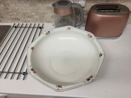 Photo of free Victorian wash bowls (Crystal Palace) #1