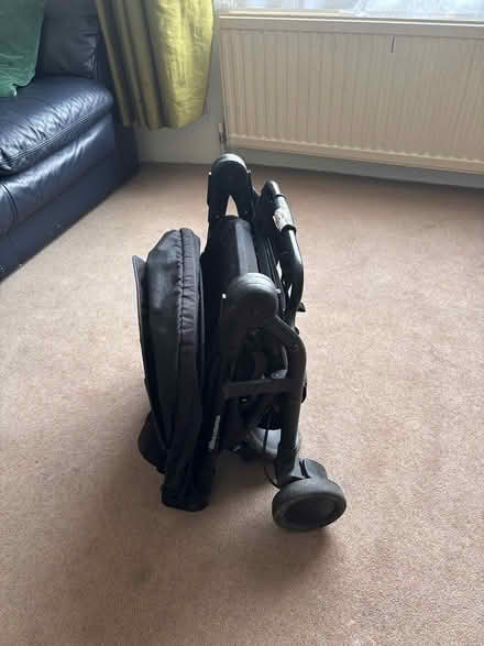 Photo of free Buggy. Foldable for the aeroplane (Richmond) #4