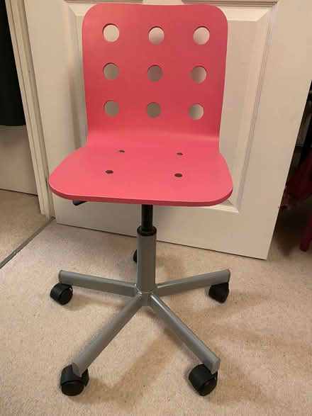 Photo of free Kids’ pink wooden office chair (Hurstpierpoint BN6) #1