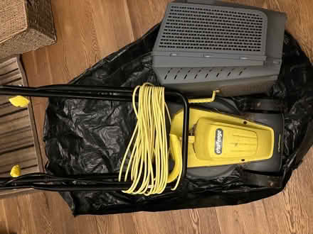 Photo of free Electric lawnmower (Lamorbey DA15) #1