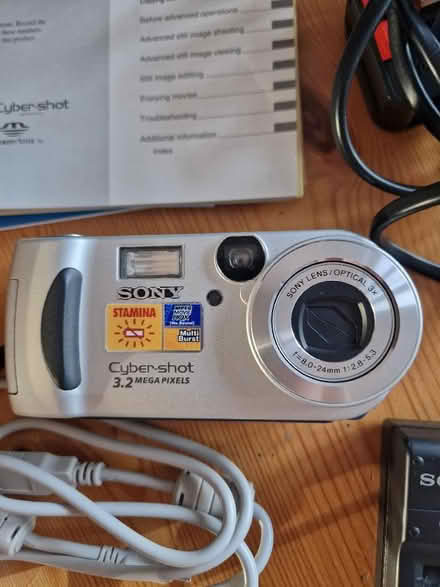 Photo of free Sony digital camera (Loughton IG10) #2