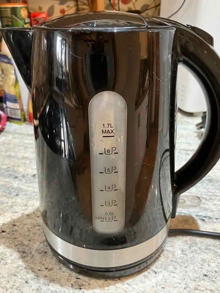 Photo of free Kettle (Storrs S6) #1