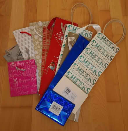 Photo of free Bottle Gift Bags (Garden City OX5) #1