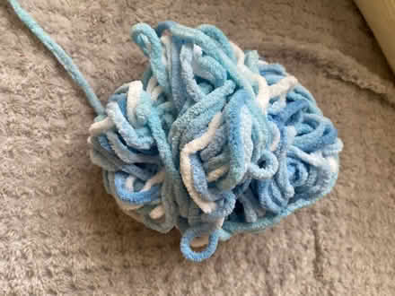 Photo of Wool (Carpenders park WD19) #1