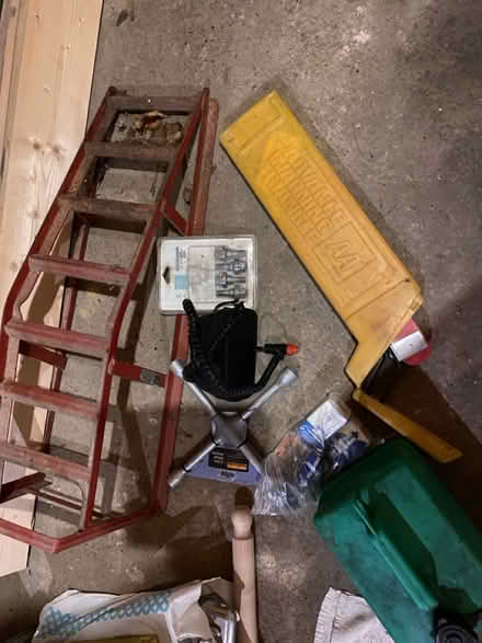 Photo of free Car accessory bits -HP1 (Hemel Hempstead HP1) #2