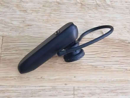Photo of free Bluetooth headset (AL4) #1
