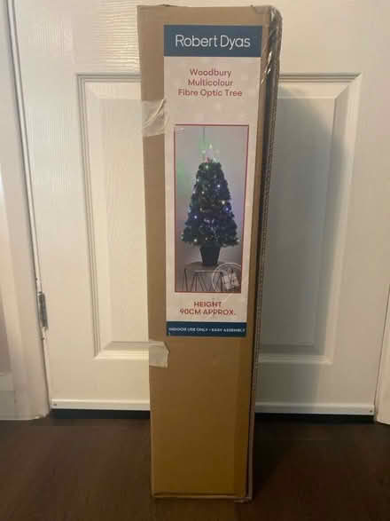 Photo of free Fibre optic Christmas tree (Caldecott OX14) #2