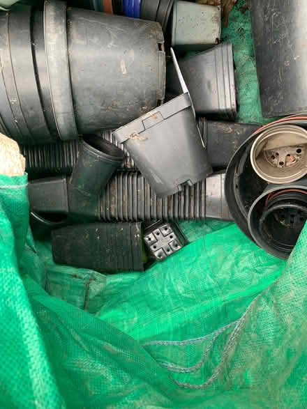 Photo of free PLANT POTS! Various sizes and lots of them! (Penrith CA11) #1