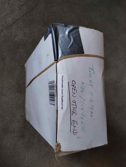 Photo of free Toilet Cistern flush unit Flomaster (Rayleigh SS6, Eastwood side) #2