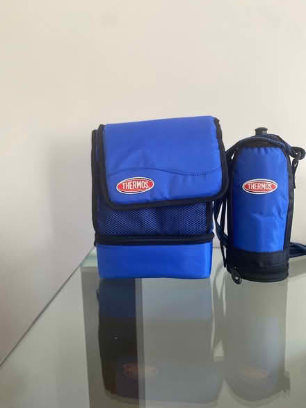Photo of free Drinks flask and bag (Wallingford) #1