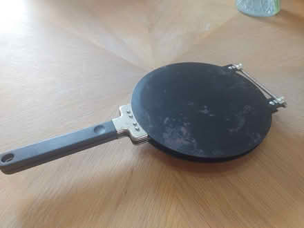Photo of free Small omelette(?) pan (Mill Rd area NN8) #2