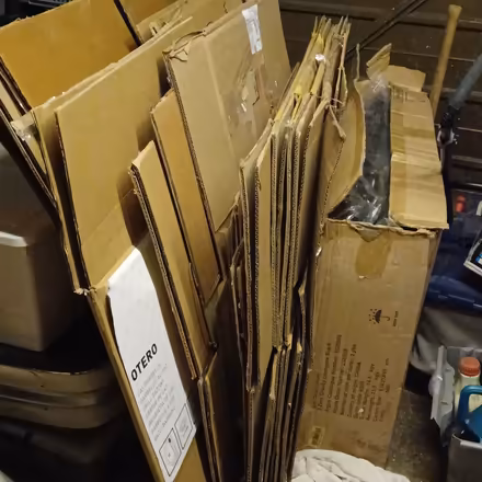 Photo of free Packing boxes and paper (HP10) #1