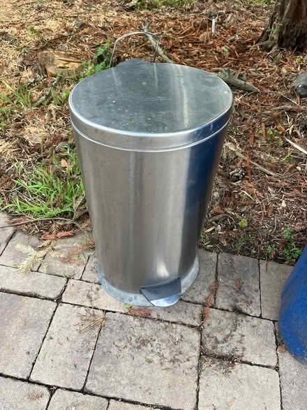 Photo of free Trash can (Kensington) #1