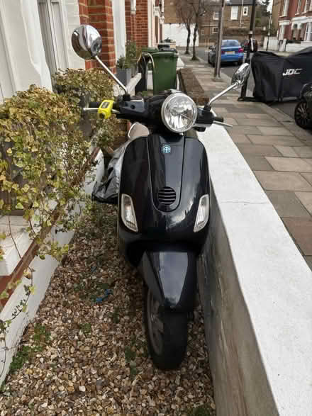 Photo of free 2006 Piaggio Vespa LX125 (SW6 Fulham) #2
