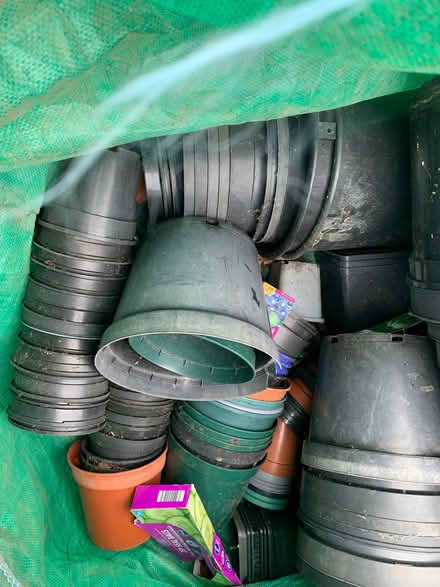 Photo of free PLANT POTS! Various sizes and lots of them! (Penrith CA11) #2