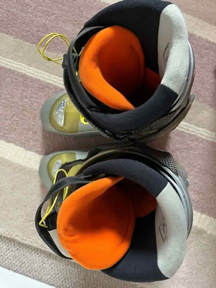 Photo of free Salomon Ellipse 9.0 Ladies ski boots UK 7.5 / EU41 (Lower Weston) #3