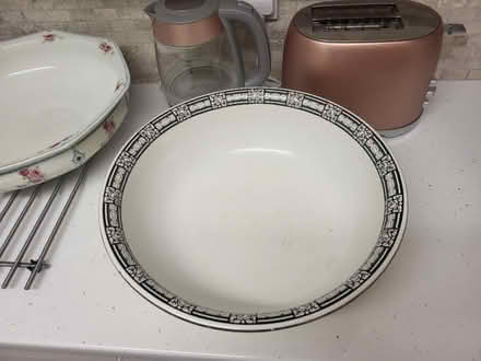 Photo of free Victorian wash bowls (Crystal Palace) #2