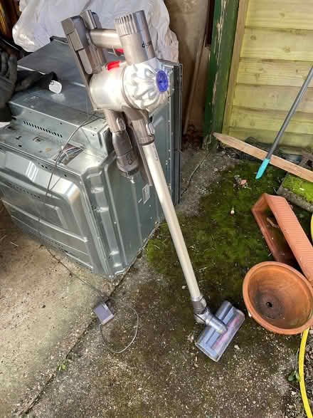 Photo of free Dyson V6 (Tonbridge (north)) #1