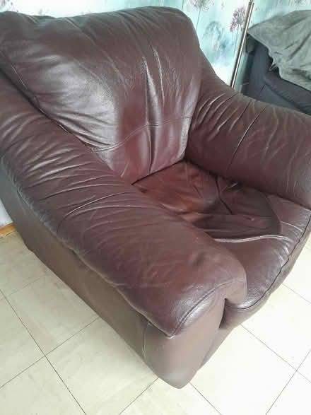 Photo of free Italian leather armchairs (Hoole CH2) #2