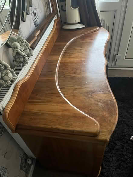 Photo of free Vintage art deco unit (North Finchley N12) #1