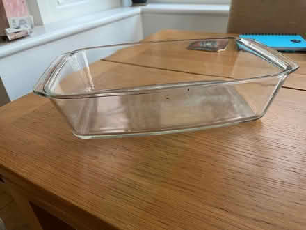 Photo of free Quiche dish & Pyrex dish (Ox1 4ss) #1