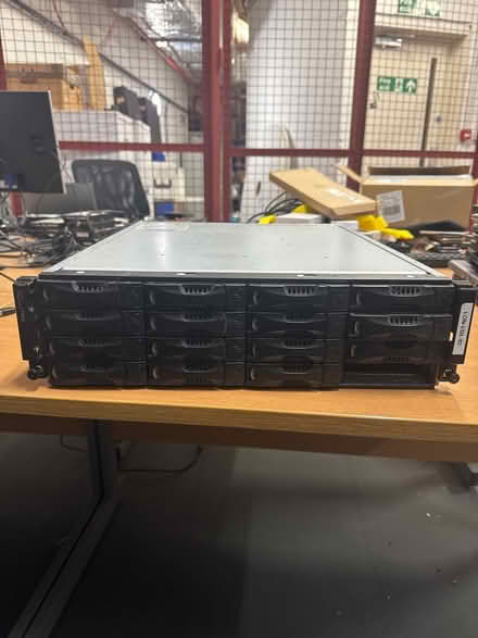 Photo of free Dell Equalogic PS6000 no disks (EC1A) #1