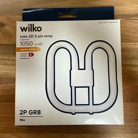 Photo of free Wilko 2D 2 pin tube lamp bulb (NG8 (Beechdale)) #1