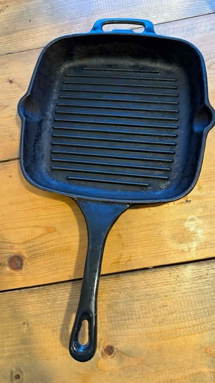 Photo of free Cast iron pan (SE13) #1