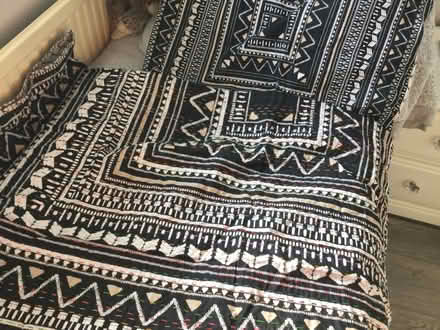 Photo of free Single duvet cover/pillowcase (Bromborough CH62) #1