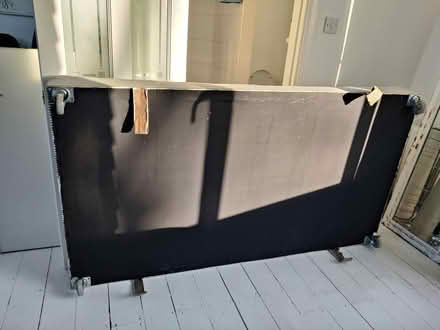 Photo of free divan on wheels (KT1 off Villiers Road) #1