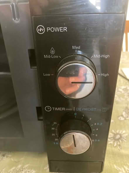 Photo of free Sharp 800W Microwave (NG9 Chilwell) #3