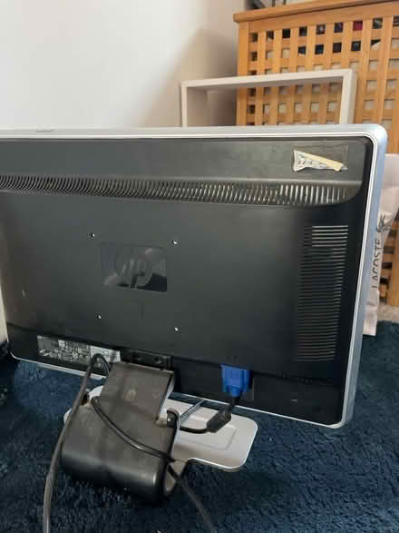 Photo of free HP monitor screen (Kennington OX1) #2