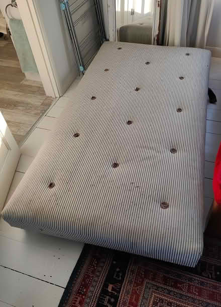 Photo of free divan on wheels (KT1 off Villiers Road) #2