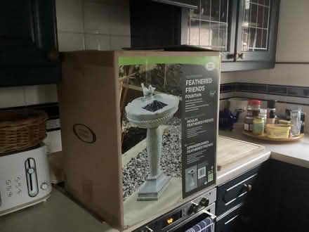 Photo of free I large box (Pudsey LS28) #1