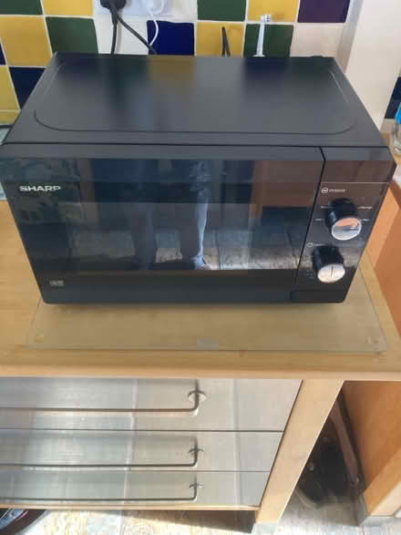 Photo of free Sharp 800W Microwave (NG9 Chilwell) #1