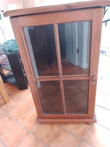 Photo of free Wooden cabinet (Hatfield DN7) #1