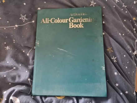 Photo of free Gardening book (Peopleton WR10) #1