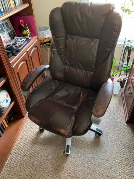 Photo of free Desk Chair (Milford, NJ) #1
