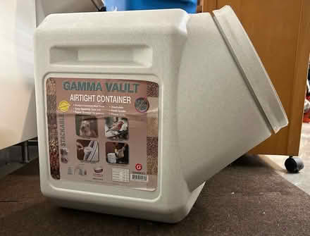 Photo of free Pet Food Storage / Container (Central Menlo Park) #1