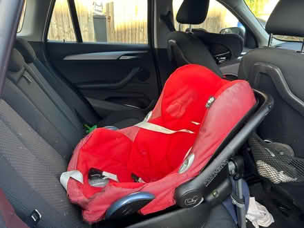 Photo of free Maxi Cosy Car Seat (Epsom) #2