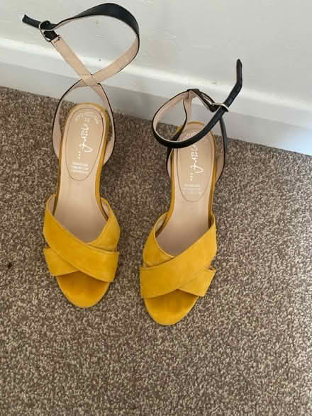 Photo of free Yellow heels size 6 (Sutton Benger) #1