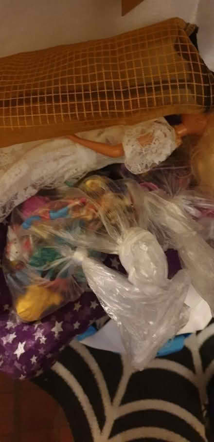 Photo of free Assorted items (Hollinswood TF3) #1